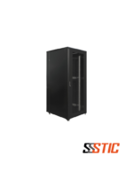 Gabinete de piso para servidores Finen F1-A38042 de 42 RU con puertas de malla y sistema de ventilación de 4 extractores.
