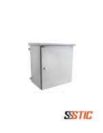 Gabinete metálico para exteriores Finen OC-6412 de 12 RU con certificación IP55 y acabado RAL 7035.