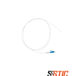 Pigtail de fibra óptica monomodo LC Nexconec AXL1A19TWLS01 de 1 metro, fibra G.657A1, chaqueta LSZH color blanco.