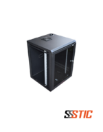 Gabinete rack de pared compacto con paneles laterales desmontables marca Quest modelo GT-2177 de 5 RU con puerta de vidrio de seguridad templado